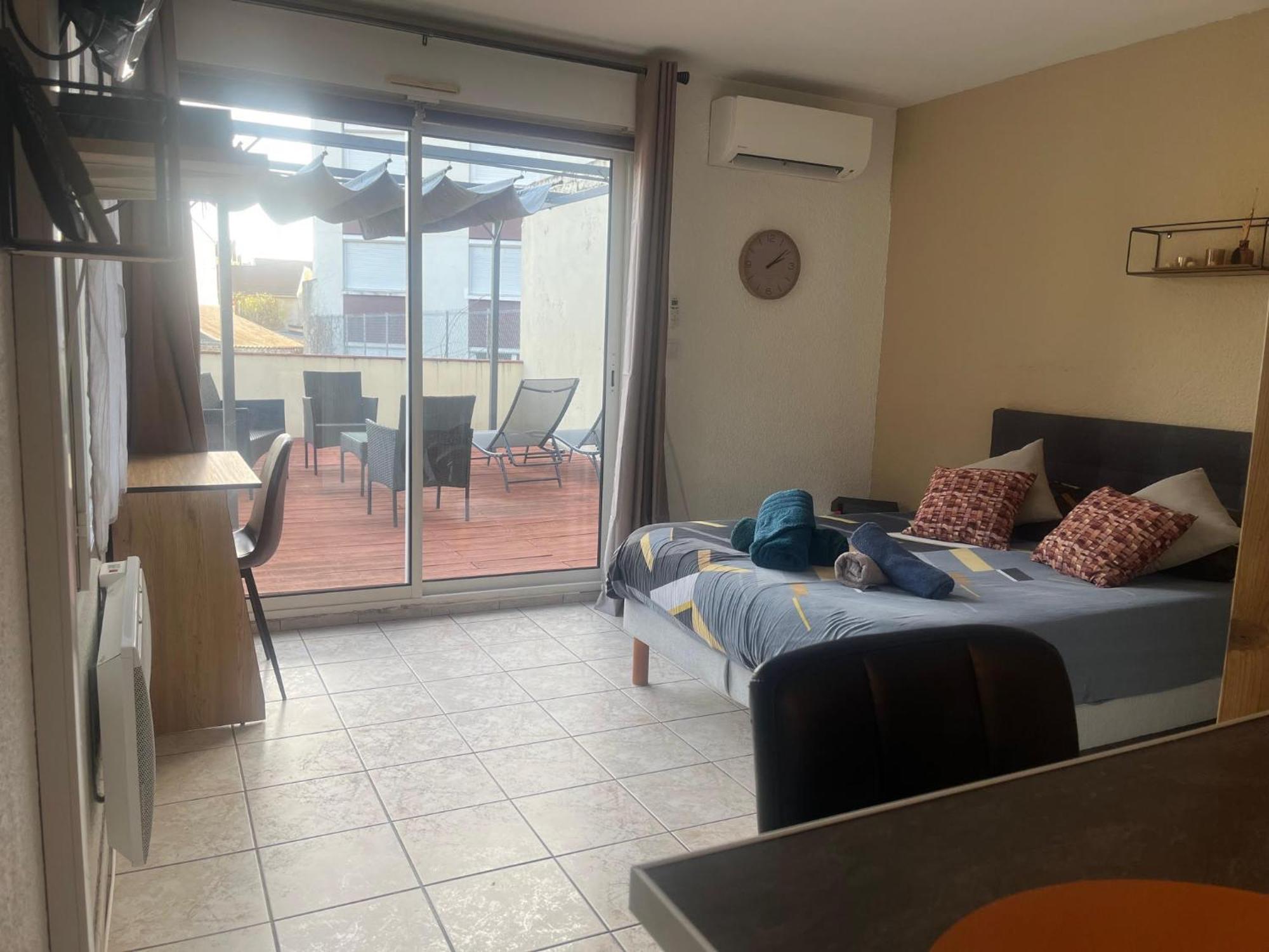 Studio Climatise Et Grande Terrasse Tarbes Centre 외부 사진